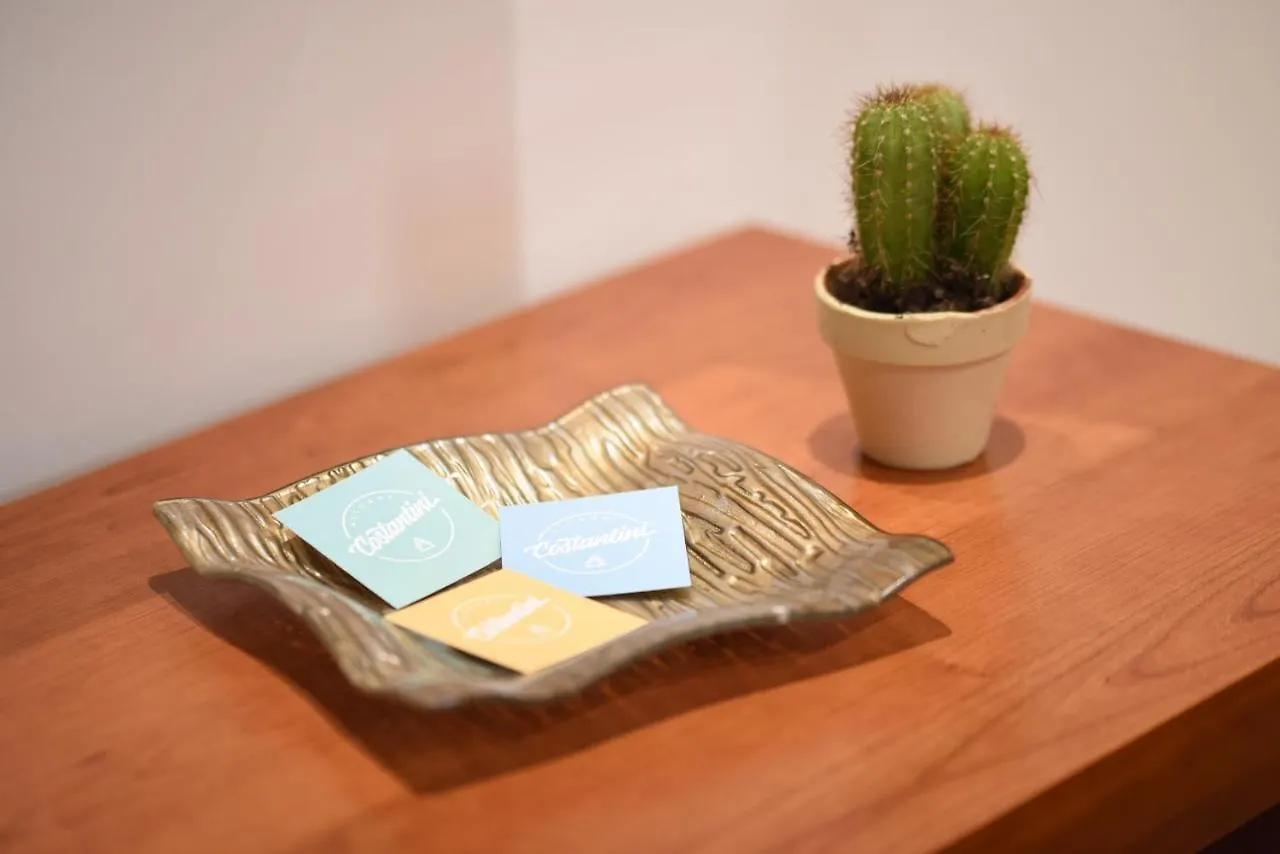 Guest house Alloggi Costantini Metro Battistini Rome